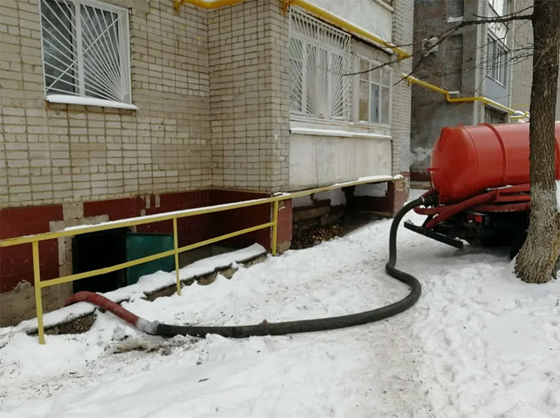 Откачка воды из подвала  Лосино-Петровский